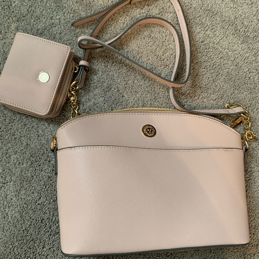 Anne Klein Purse. Brand new without tags. Matching wallet